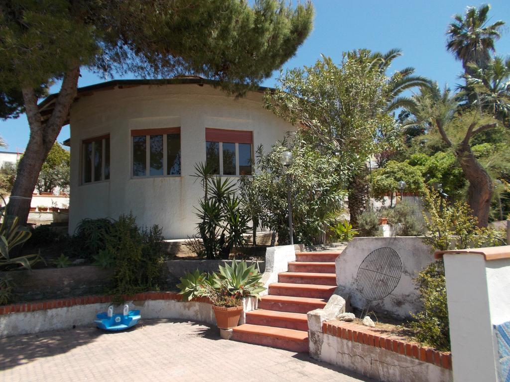 Holiday House Torre Di Manfria Vila Gela Exterior foto